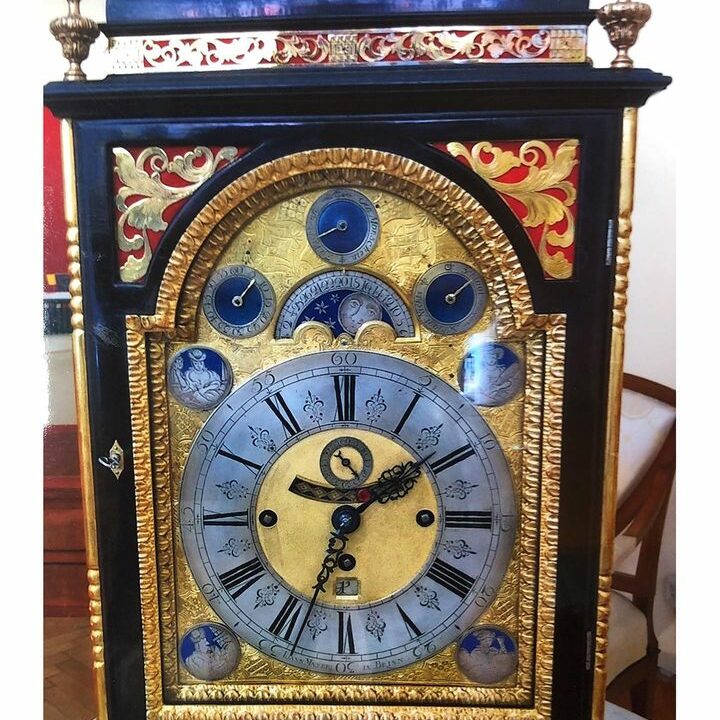 Antike Uhren Generalsanierung einer barocken Carillon-Kommodenuhr3